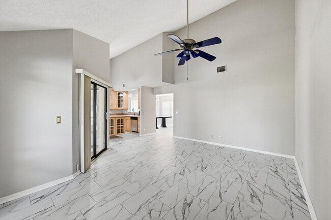 Building Photo - 9364 Ketay Cir