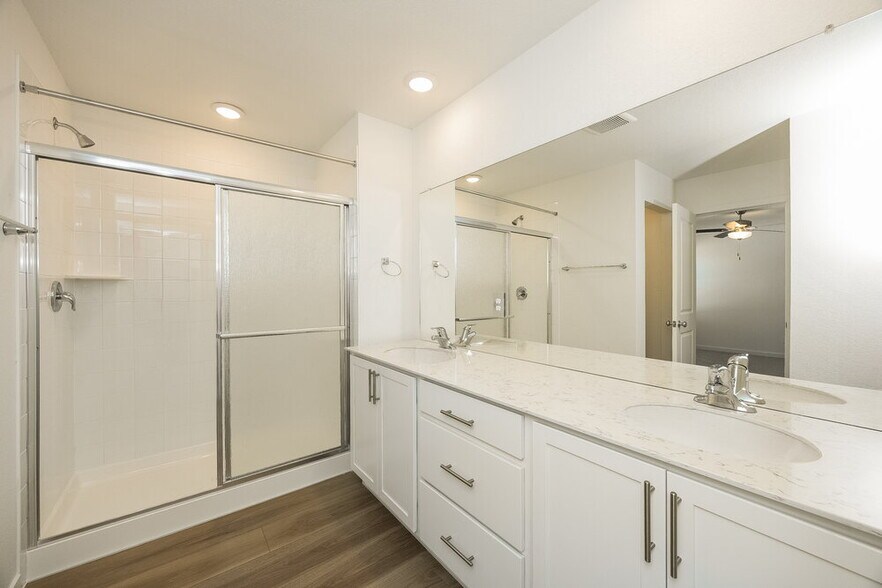 Building Photo - 8986 Blue Feather Lp