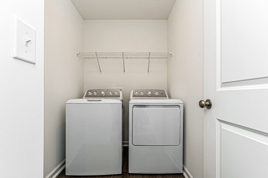 Building Photo - 93 Digging Time Ave