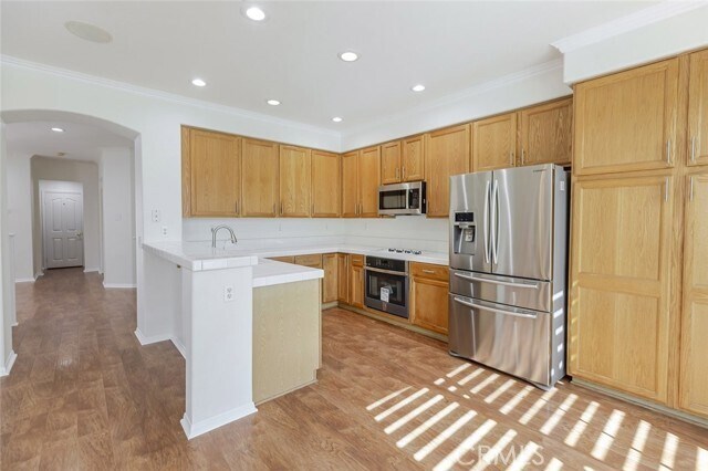 Building Photo - 25562 Fitzgerald Ave