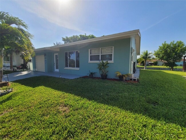 Building Photo - 4519 NW 49th Dr