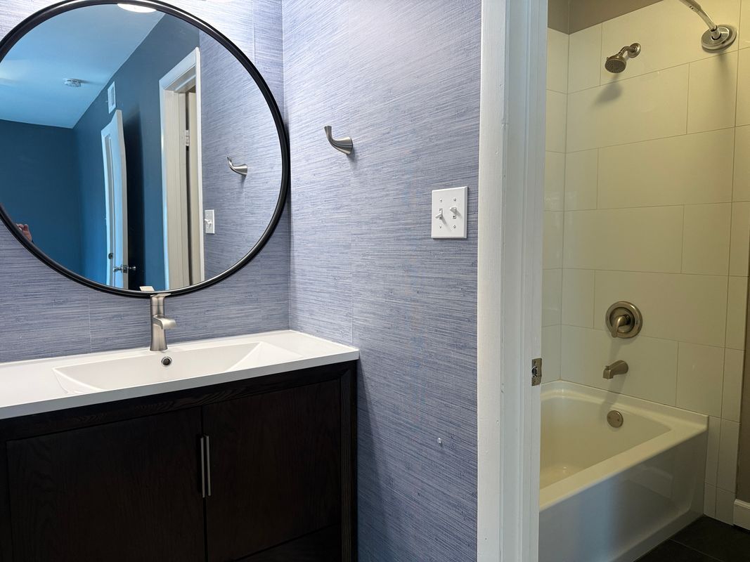 Building Photo - 82 Summer E