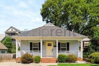 Building Photo - Unit