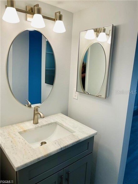 Building Photo - 5650 Trailwinds Dr