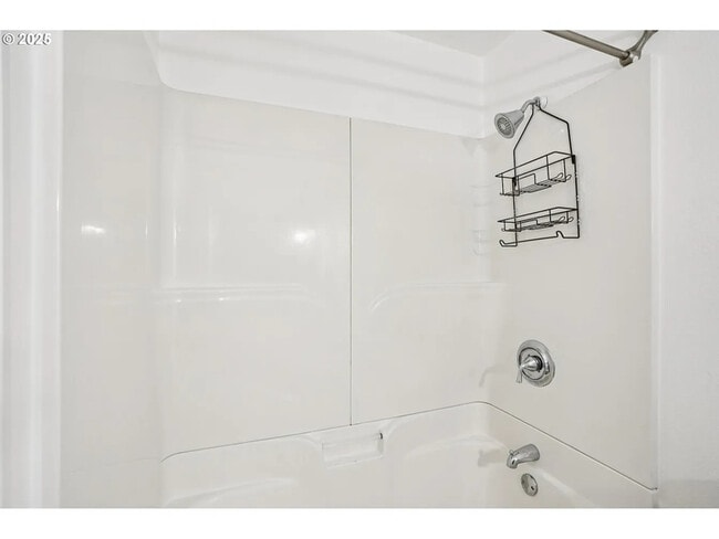 Building Photo - 2313 NE 156th Ave