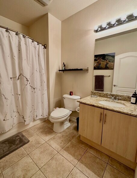 Building Photo - 1225 Island Ave