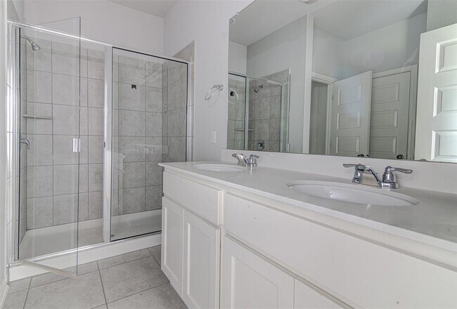 Building Photo - 1311 Hazleton Cove