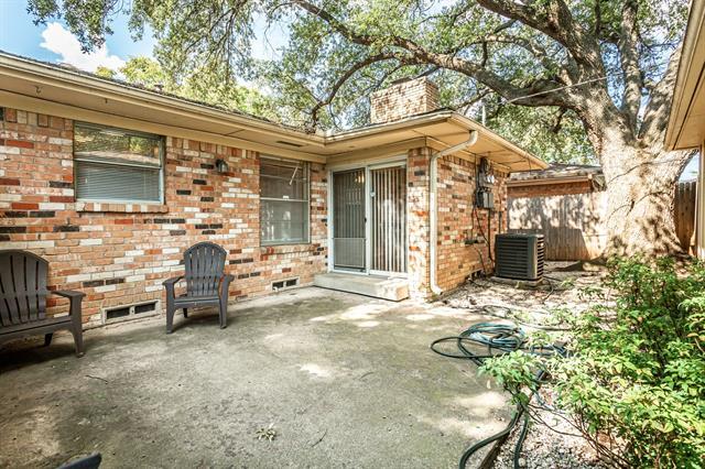 Building Photo - 7549 Brentcove Cir