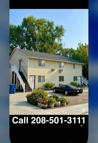 Building Photo - 348 Caswell Ave W