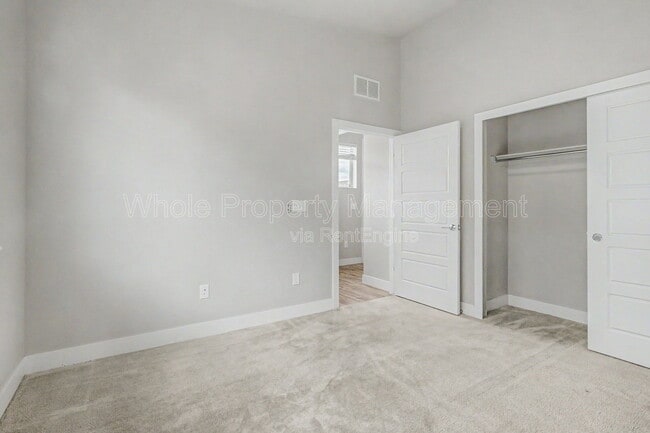 Building Photo - 9985 E 59th Ave