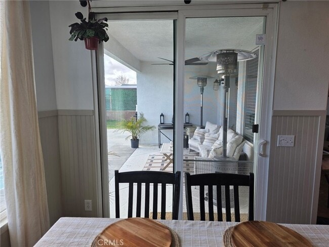 Building Photo - 15895 Green Acres Ct