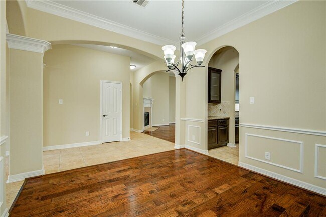 Building Photo - 25410 Lancaster Pine Dr
