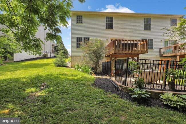 Building Photo - 53 Heron Rd