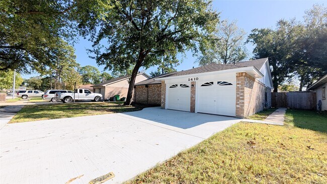 Building Photo - 2410 Goldspring Ln