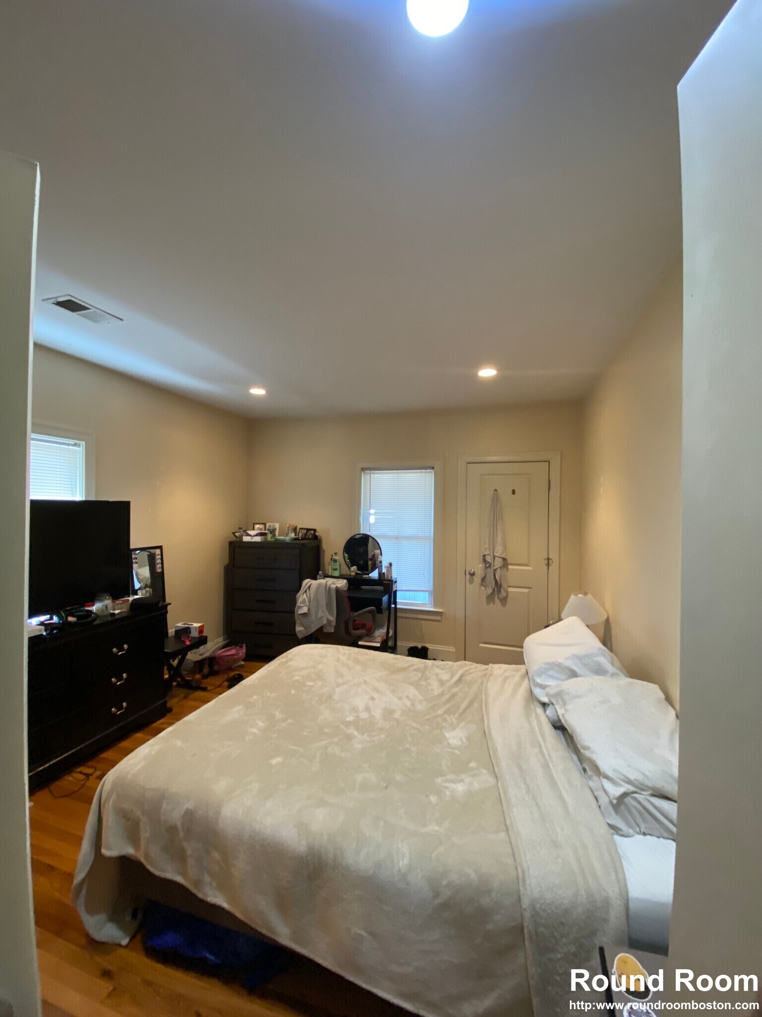 Building Photo - 25 Lothrop St