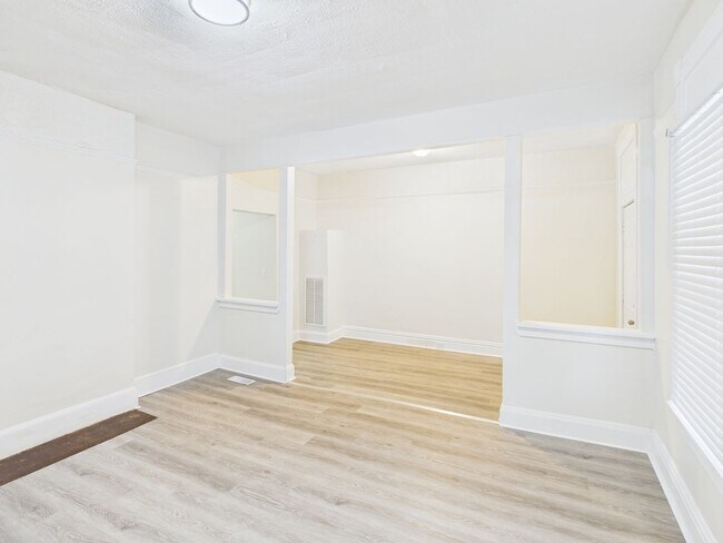 Building Photo - 1917 Boston Ave