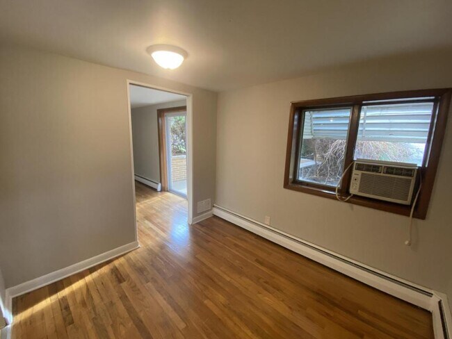 Building Photo - 6326 Ridge Road Unit #01 Basement