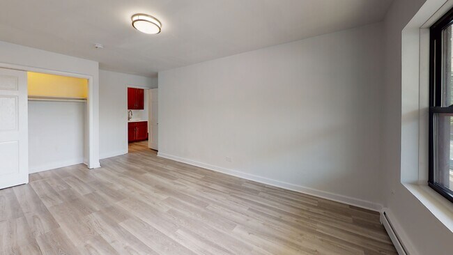 Building Photo - 8100 Oakton St