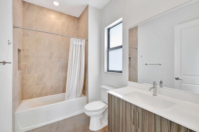 Building Photo - 8660 W Parkland Bay Trl