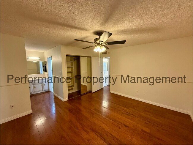 Building Photo - 2508 Prestwick Ct