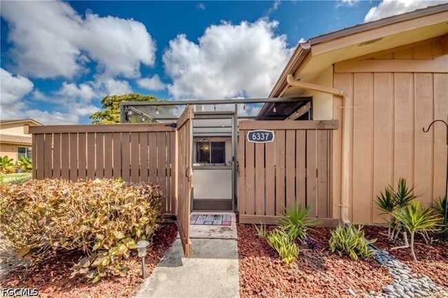 Building Photo - 6337 Royal Woods Dr