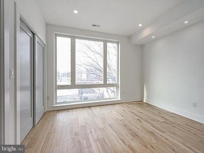 Building Photo - 1544 S 20th St