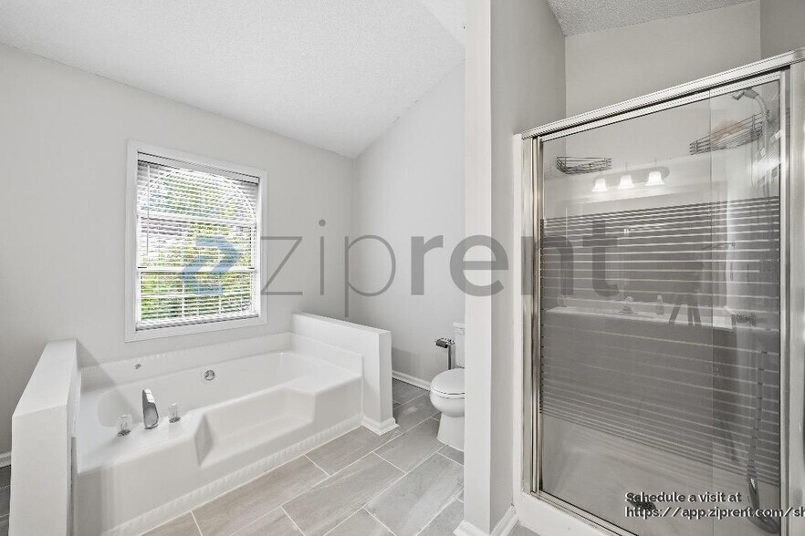 Building Photo - 661 Coventry Township Ln