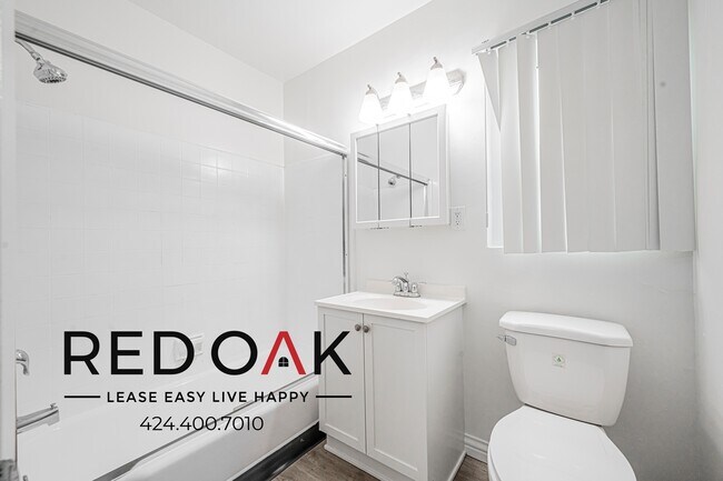 Building Photo - 1016 S Wooster St