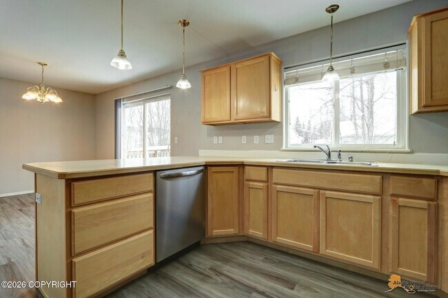 Building Photo - 16608 Mercy Dr