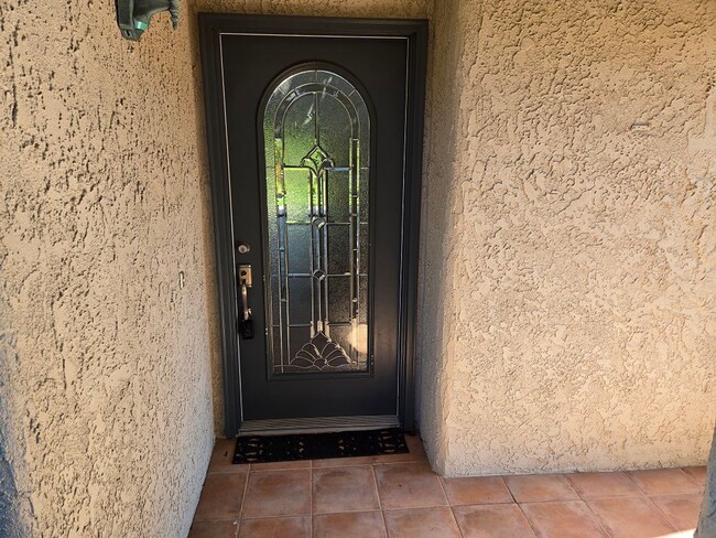 Building Photo - Great 2 Bedroom 2 Bathroom On The Golf Course In Laguna Niguel