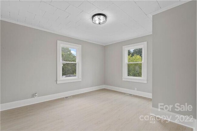 Building Photo - 2 Bedroom Home in Salisbury