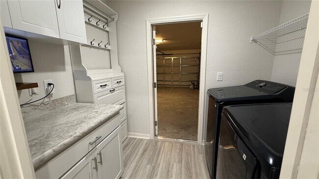 Building Photo - 3139 Laurel Oak Ln