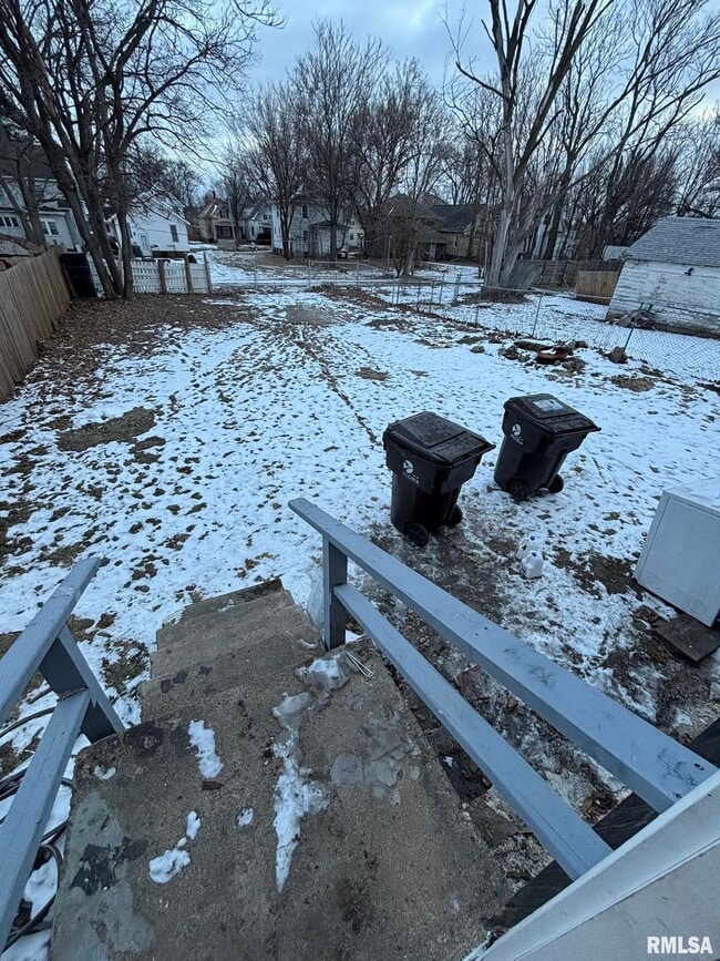 Building Photo - 707 E Nebraska Ave