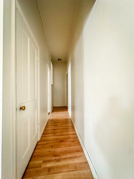 Hallway - 415 Avenue E