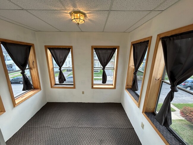 Building Photo - 13 Mcclellan Ave