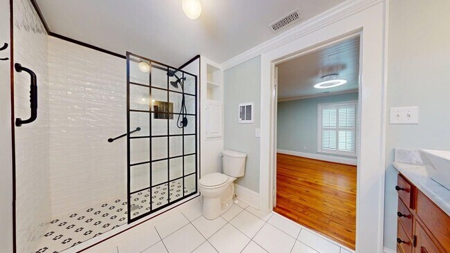 Building Photo - The Heart of Downtown