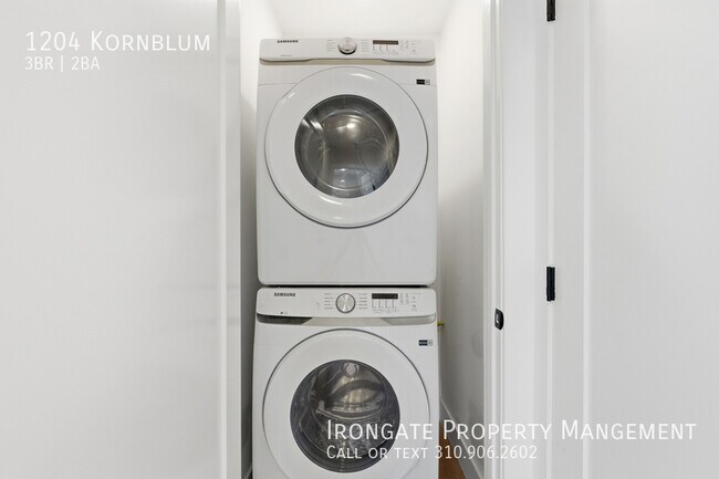 Building Photo - 1204 Kornblum-