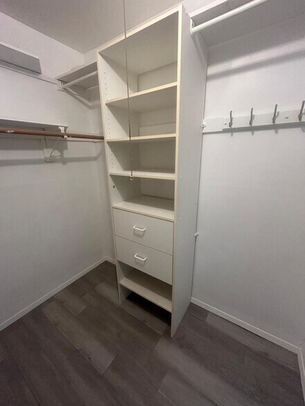 Building Photo - 43 Richard Ct