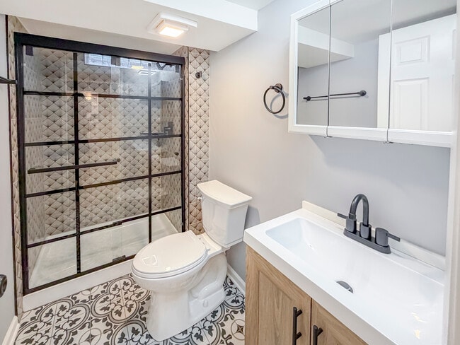 Building Photo - 213 Lafayette St