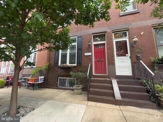 Building Photo - 2117 S Hicks St
