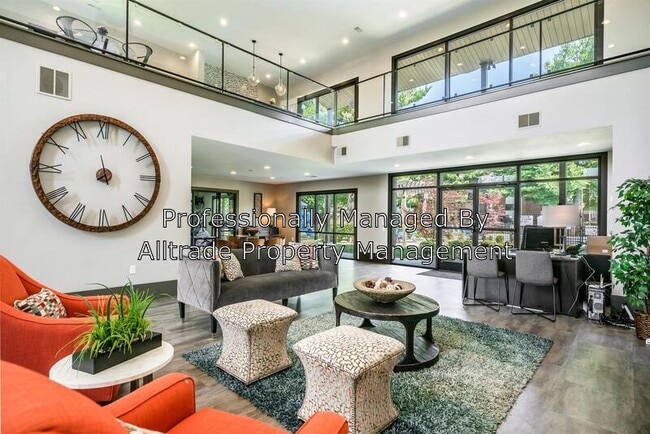 Building Photo - 9400 Doral Ct