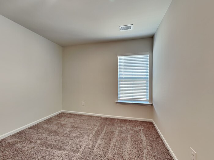 Building Photo - 437 Red Poll Wy