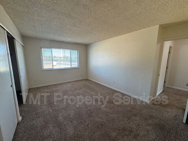 Building Photo - 7648 La Mancha Way