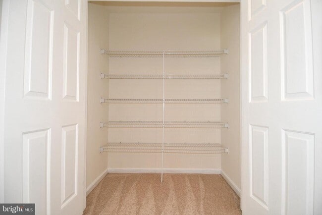 Building Photo - 301 Hillwood Ave