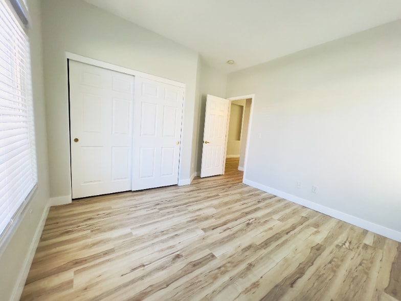 Building Photo - 6150 Powdermill St