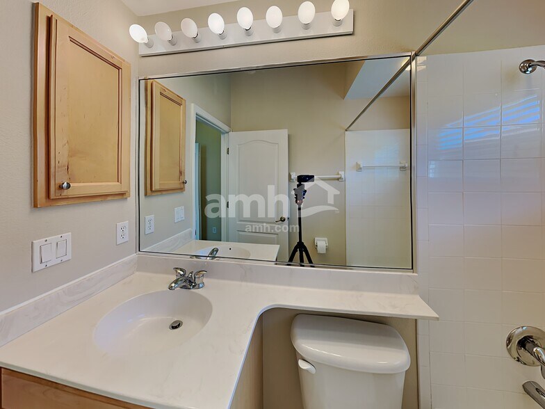 Building Photo - 8215 47th St Cir E