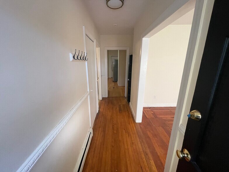 Building Photo - 13 Edmunds St