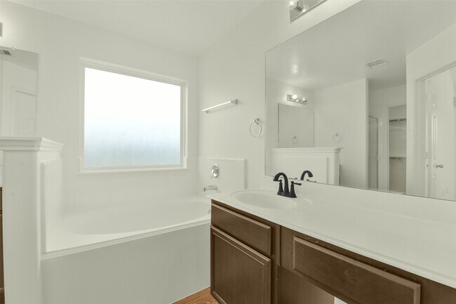 Building Photo - 14925 Tranquility Ridge Ct