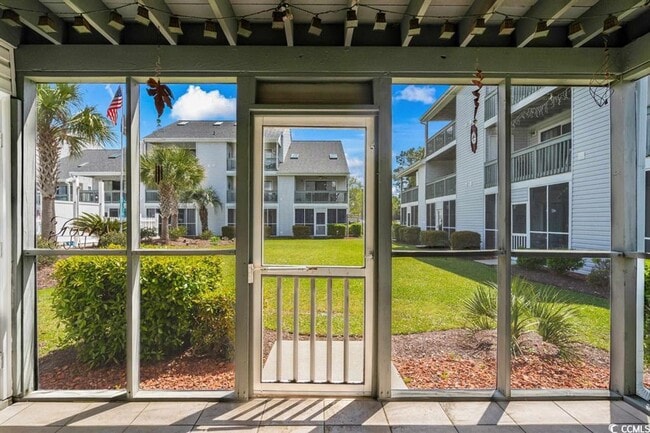 Building Photo - Ground floor, 2 bedroom, 2 bath- 10 mins to Surfside Beach.