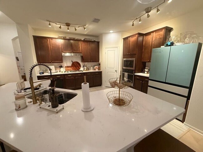 Building Photo - 23609 Zinfandel Dr
